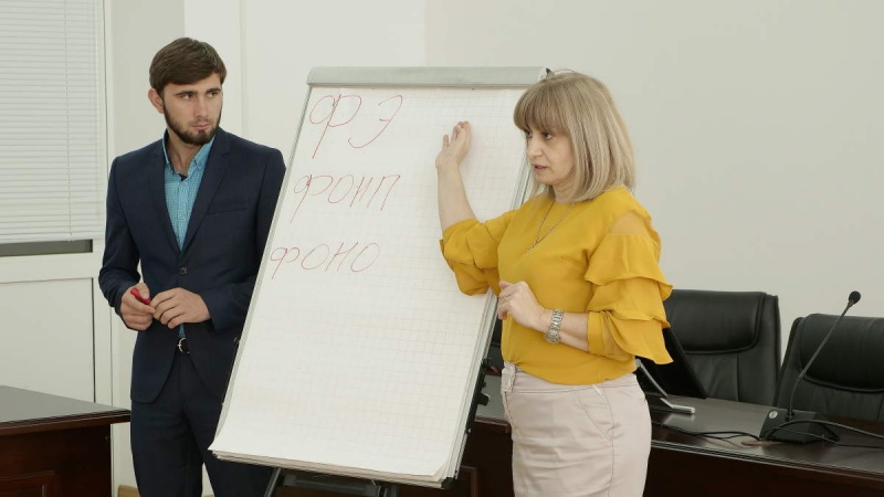 В Карачаевске прошла встреча с Зариной Дадаян